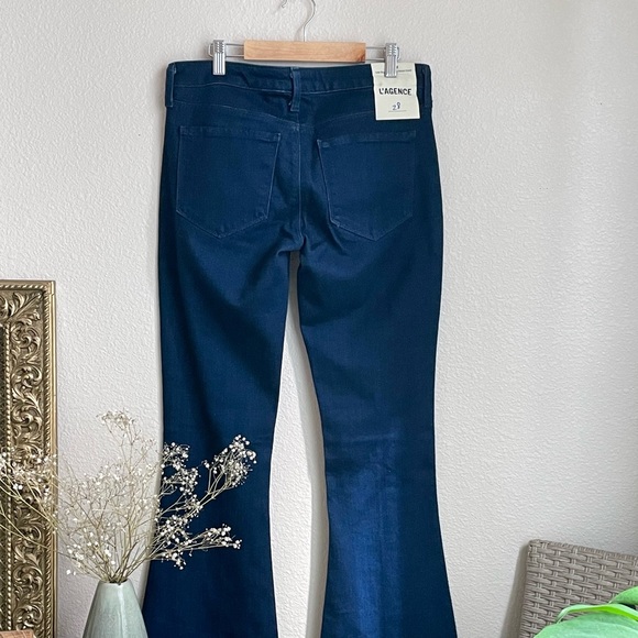 L’Agence Élysée Low-Rise Dark Denim Flare Jeans - Picture 4 of 16